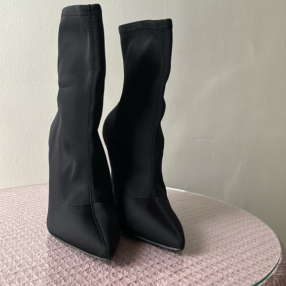 Booties - Picture 4 of 8